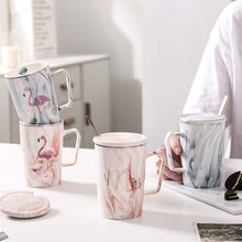 Load image into Gallery viewer, Gold flamingo mug